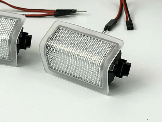 Підсвічування дверей LED для Mercedes W176,W246,W204 W205 W212 GLX166, ML 166