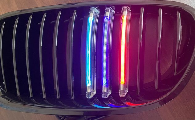 Решетка радиатора, ноздри для BMW F30 / F31 с Led подсветкой