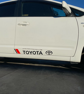 Декоративні наклейки на кузов Тойота