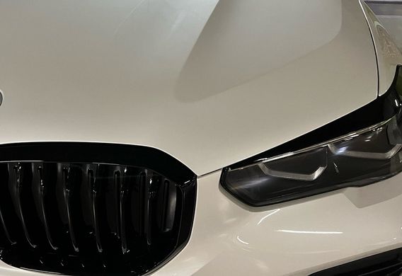 Накладки на фары, реснички BMW X5 G05 черный глянец АБС