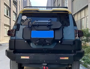 Cпойлер багажника Toyota FJ Cruiser черный глянцевый ABS-пластик (07-21 г.в.)