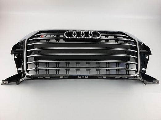 Решітка радіатора Audi Q3 SQ3 чорна з хром рамкою (15-18 р.в.)