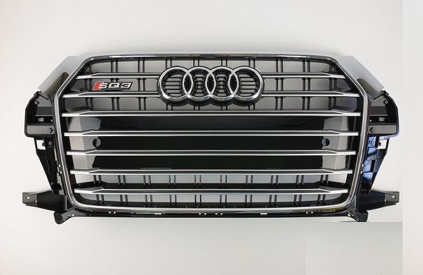 Решітка радіатора Audi Q3 SQ3 чорна з хром рамкою (15-18 р.в.)