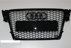 Решетка радиатора Ауди A4 B8 в RS стиле, черная глянцевая (08-11 г.в.)