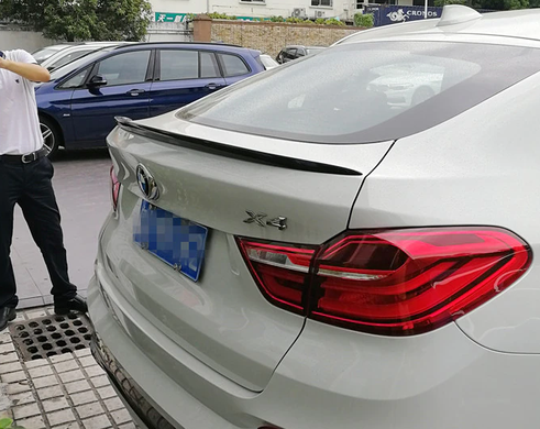 Спойлер на BMW X4 F26 чорний глянсовий ABS-пластик