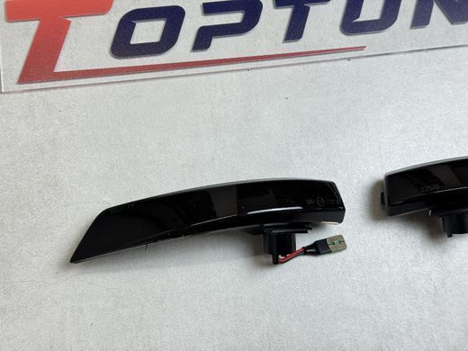 Динамічні світлодіодні покажчики повороту Ford димчаті (EUR-версія авто)