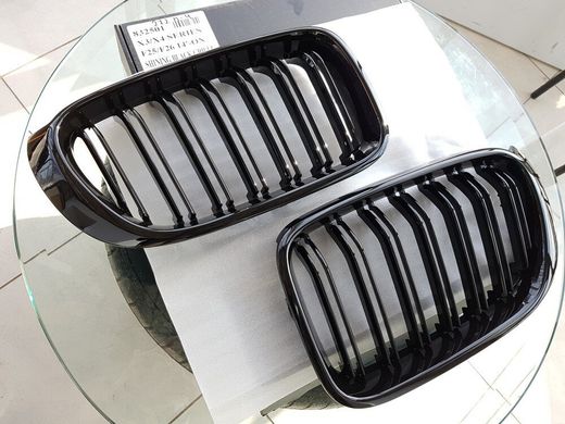 Решетка радиатора (ноздри) BMW X3 F25 черный глянец стиль М (10-14 г.в.)