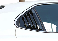 Накладки (жабры) на окна задних дверей Toyota Camry V70 (2018-...)
