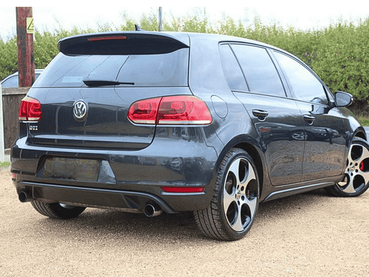 Центральный стоп-сигнал  Volkswagen Golf Mk5 / GTI / R32 (05-09) красный