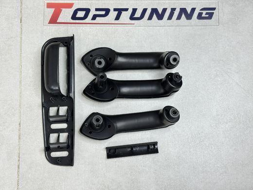 Комплект внутренних ручек на VW Bora / Golf 4 / Jetta 4