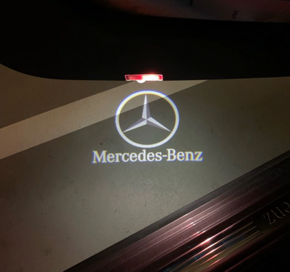 Підсвічування дверей з логотипом Mercedes Benz W222