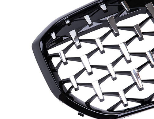 Решетка радиатора на BMW X5 G05 стиль Diamond Silver-Black