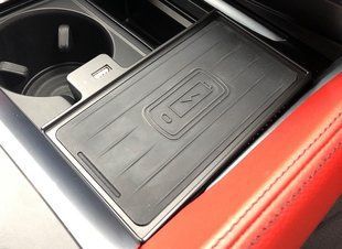 Бездротовий чарджер для BMW X5 F15