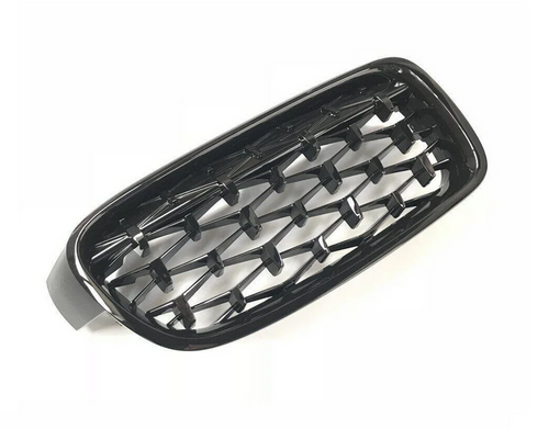 Решетка радиатора, ноздри на БМВ F30 стиль Diamond черная