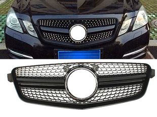 Решітка радіатора MERCEDES W212 в стилі Diamond black (09-13 р.в.)