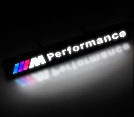 Эмблема на решетку радиатора M Performance