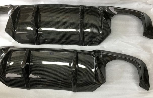 Накладка заднего бампера БМВ 5 F10 в стиле М-Performance карбон (сдвоен. выхлоп с 2-х сторон)