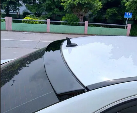Спойлер козирок на Mercedes-Benz C-class W204 чорний глянсовий ABS-пластик