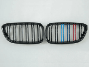 Решітка радіатора BMW F22 / F23 М2, глянцова + рамка під карбон, триколор