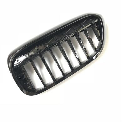 Решетка радиатора (ноздри) BMW G30 / G31 стиль Diamond черная (17-20 г.в.)